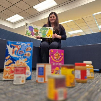 Loni and canned foods! 