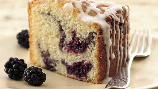 Blackberry Coffee Cake